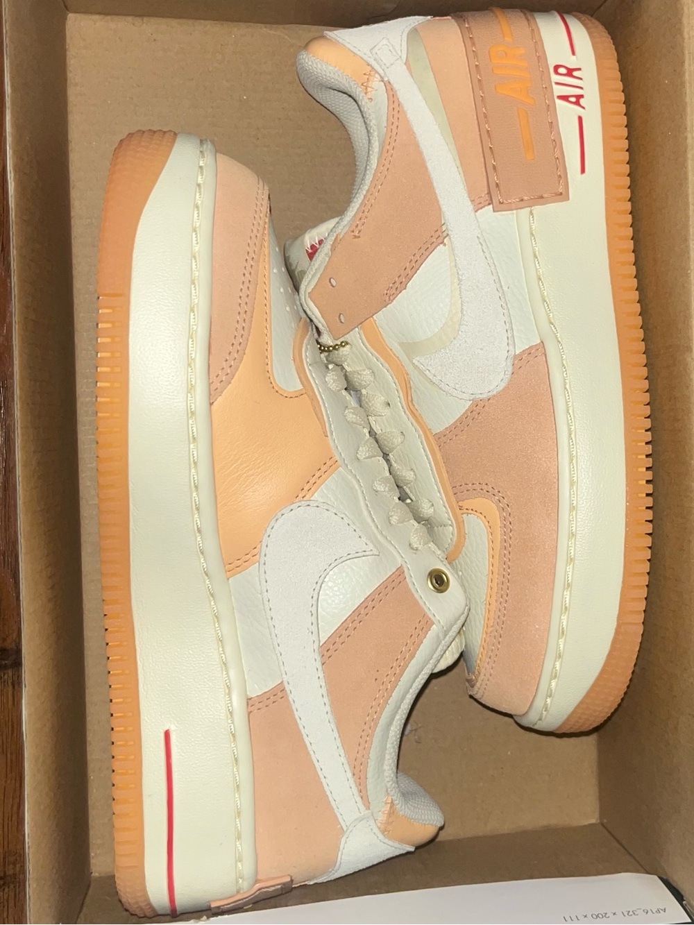 Nike Air Force 1 Shadow Sisterhood Cashmere/Orange Chalk
DM8157-700 Women Size 7